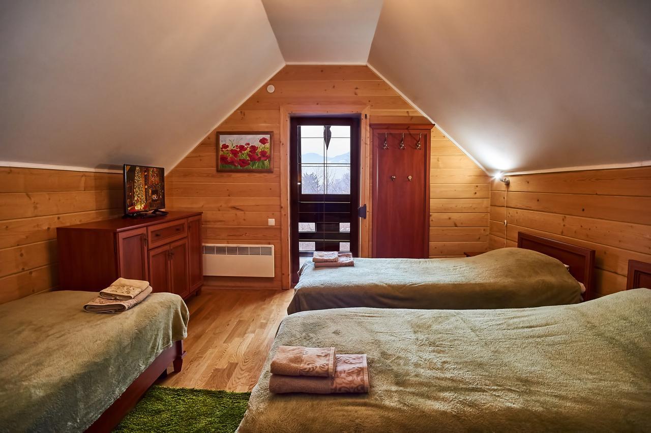 Gallery Of Mountains Holiday Home Yasinya Εξωτερικό φωτογραφία